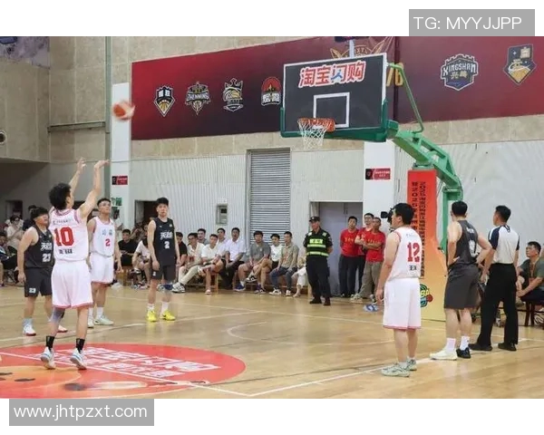 成都篮球队在城市联赛中的灵活性表现及其战术分析