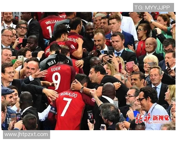 足球明星排面图片展现球场魅力与风采的视觉盛宴